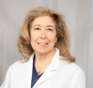 Photo of Dr Shary Henderson